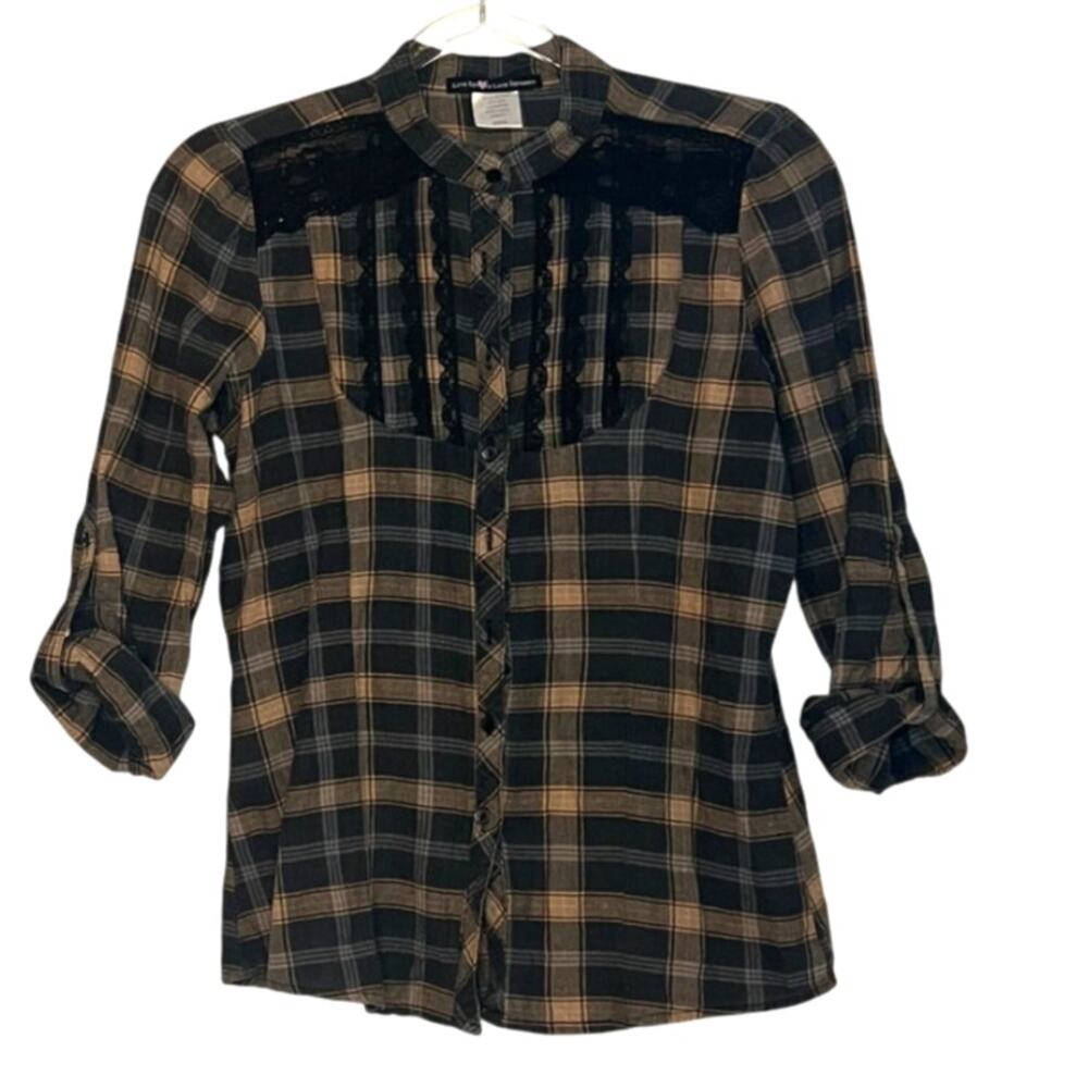 Love Squared Plaid Button Up Shirt With Lace Detail Size Small